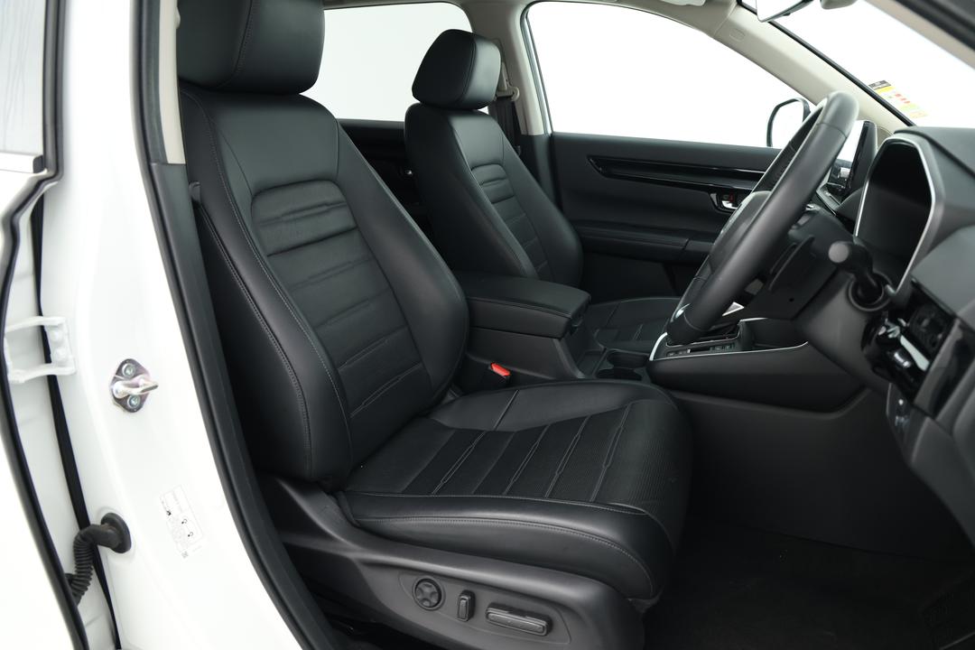 2023 Honda CR-V Vti L (AWD) 5 Seats, Automatic, 18932 km, Speaker View