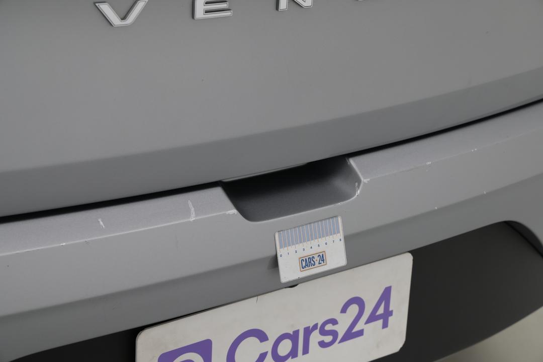 2025 Hyundai Venue Active, Automatic, 29219 km, Bumper Rear Scratch