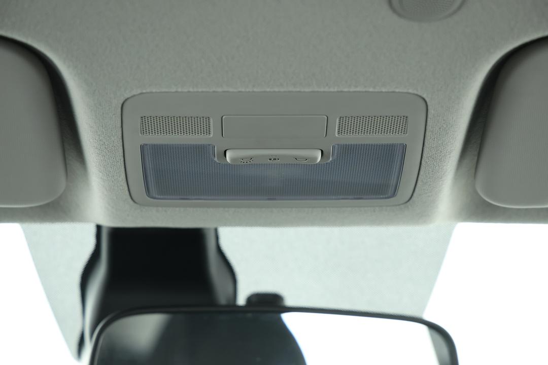 2025 Hyundai Venue Active, Automatic, 29219 km, Speaker View