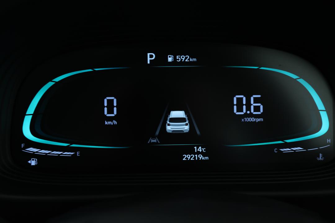 2025 Hyundai Venue Active, Automatic, 29219 km, Service History