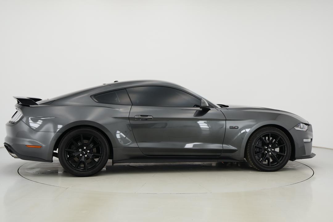 2020 Ford Mustang Gt 5.0 V8, Automatic, 47816 km, Right Side View