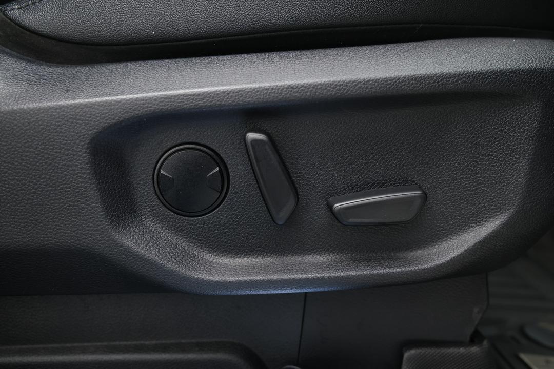 2024 Ford Everest Trend (4WD), Automatic, 45430 km, Right Side Front Door Cabin View