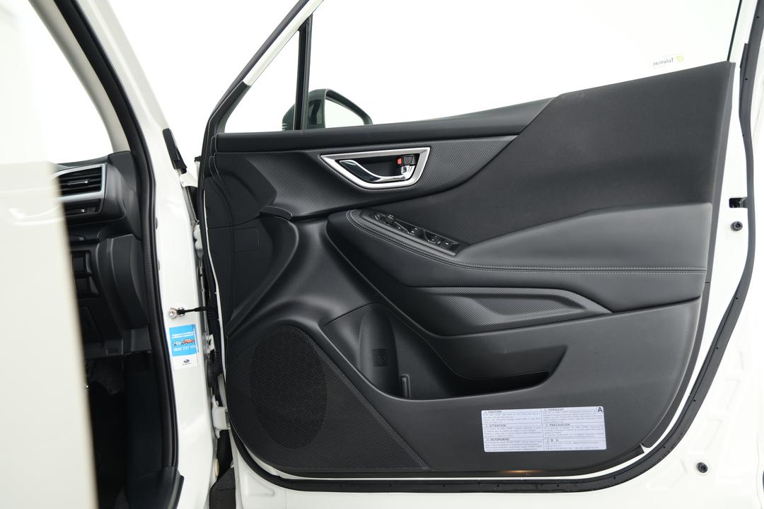 2022 Subaru Forester 2.5i (AWD), Automatic, 38481 km, Dashboard View