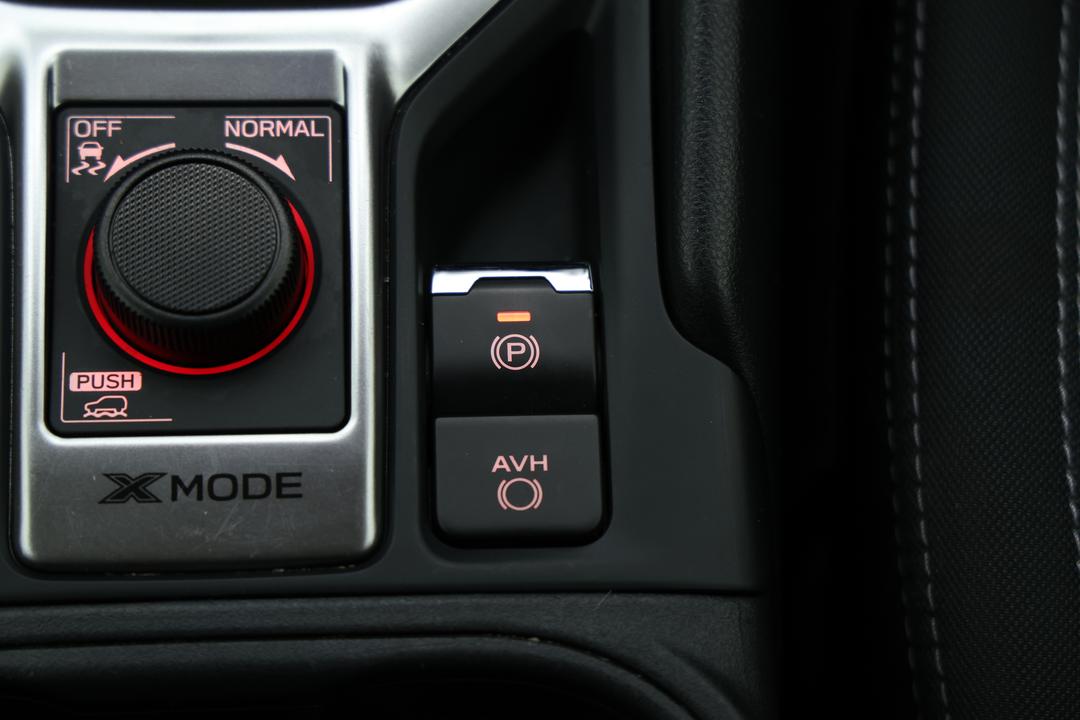 2022 Subaru Forester 2.5i (AWD), Automatic, 38481 km, Utility Switches/Buttons