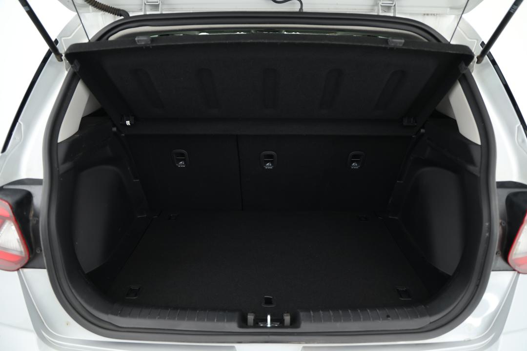 2019 Hyundai Venue Go, Automatic, 51749 km, Boot Inside View