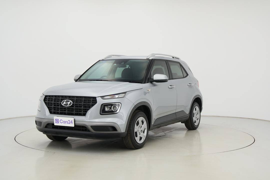 2019 Hyundai Venue Go, Automatic, 51749 km, Left Front Diagonal (45- Degree) View