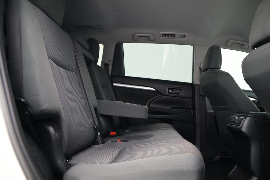 2019 Toyota Kluger Gx (4x4), Automatic, 85734 km, Right Side Rear Door Cabin View