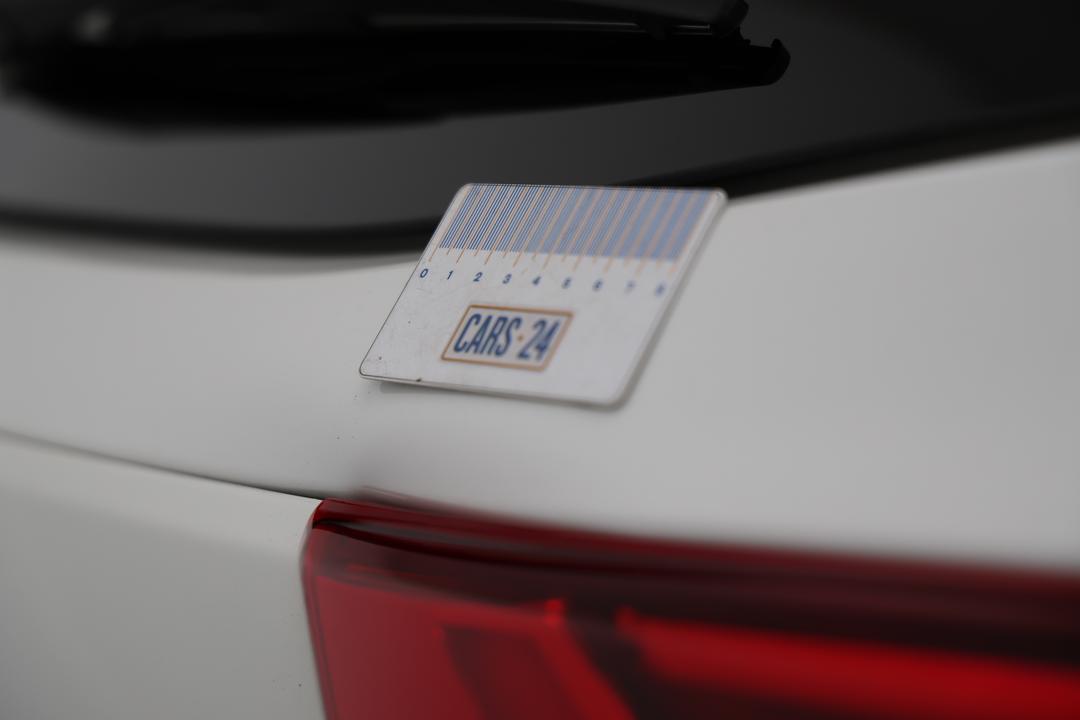 2019 Toyota Kluger Gx (4x4), Automatic, 85734 km, Pedals and Footmat