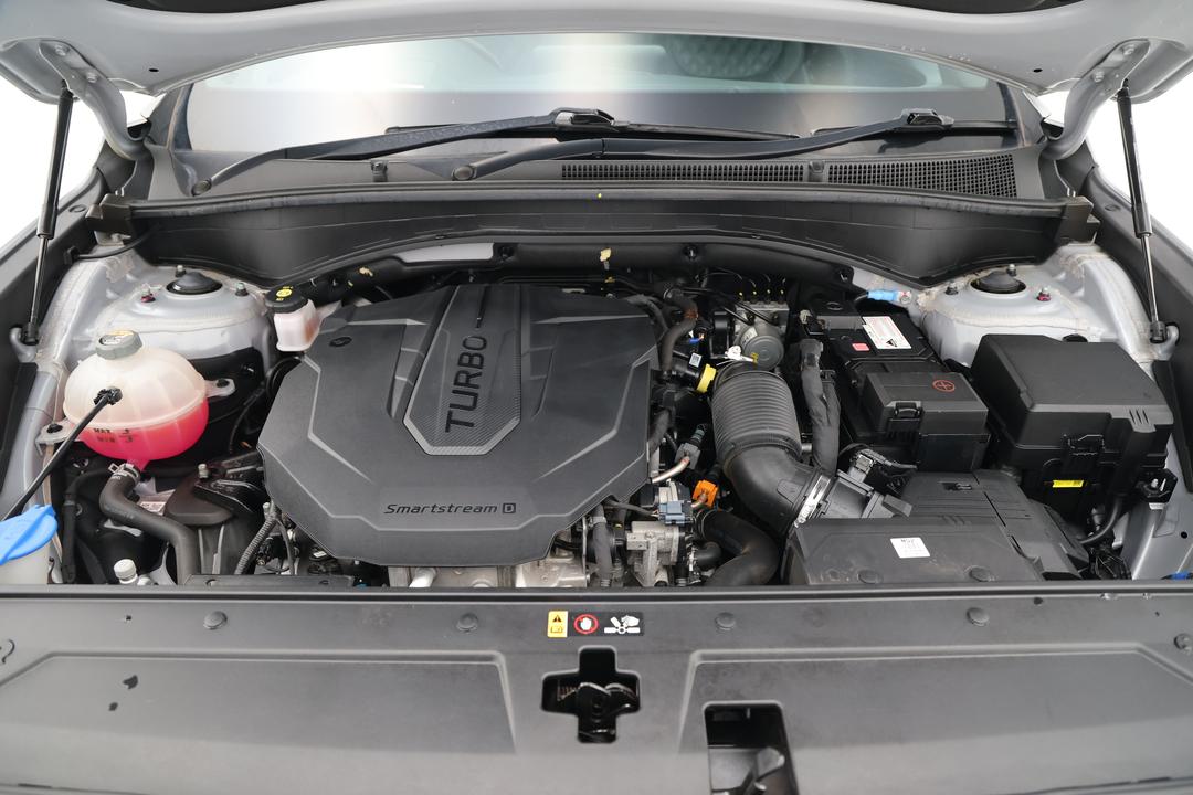 2022 Hyundai Santa Fe Highlander Crdi (AWD), Automatic, 49233 km, Open Bonnet (Engine)
