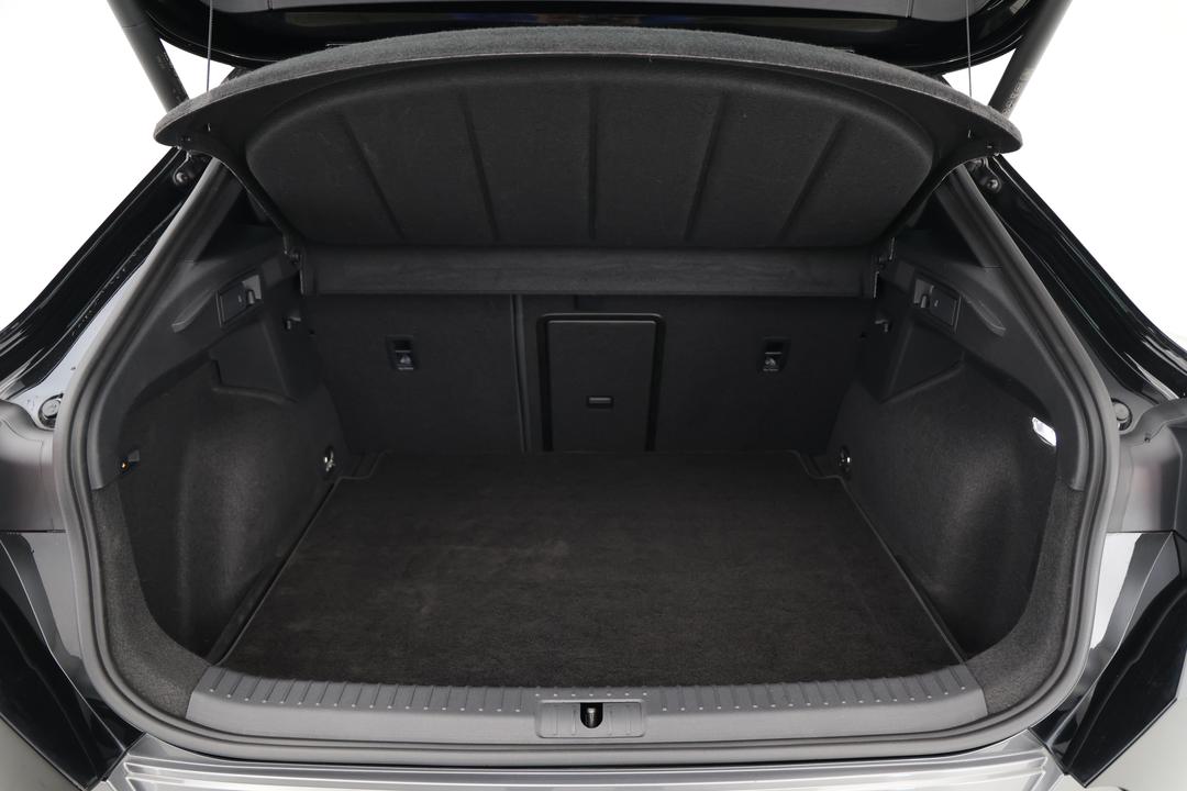 2022 Cupra Formentor Vzx, Automatic, 84566 km, Boot Inside View