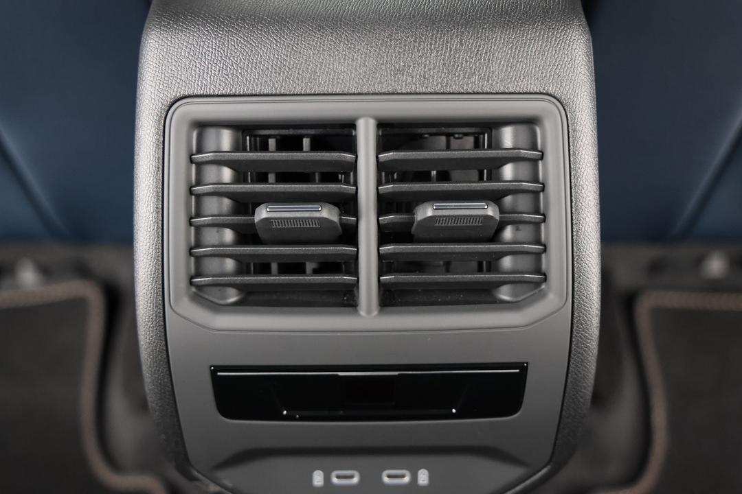 2022 Cupra Formentor Vzx, Automatic, 84566 km, Rear A/C Vent