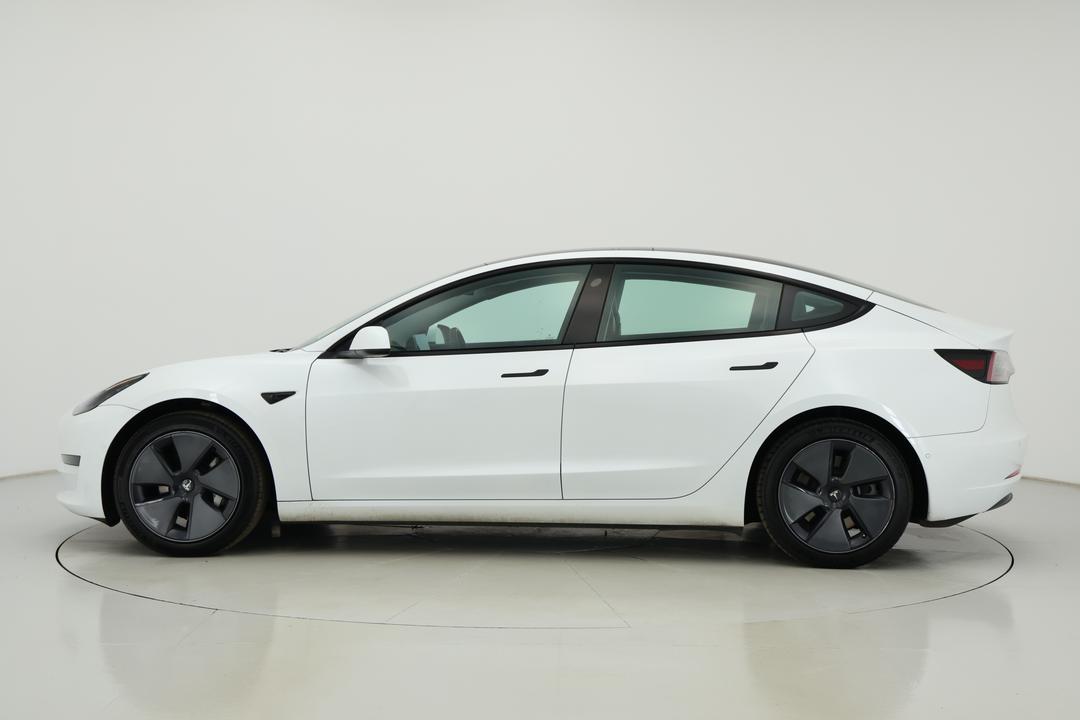 2021 Tesla Model 3 Standard Range Plus RWD, Automatic, 84759 km, Left Side View