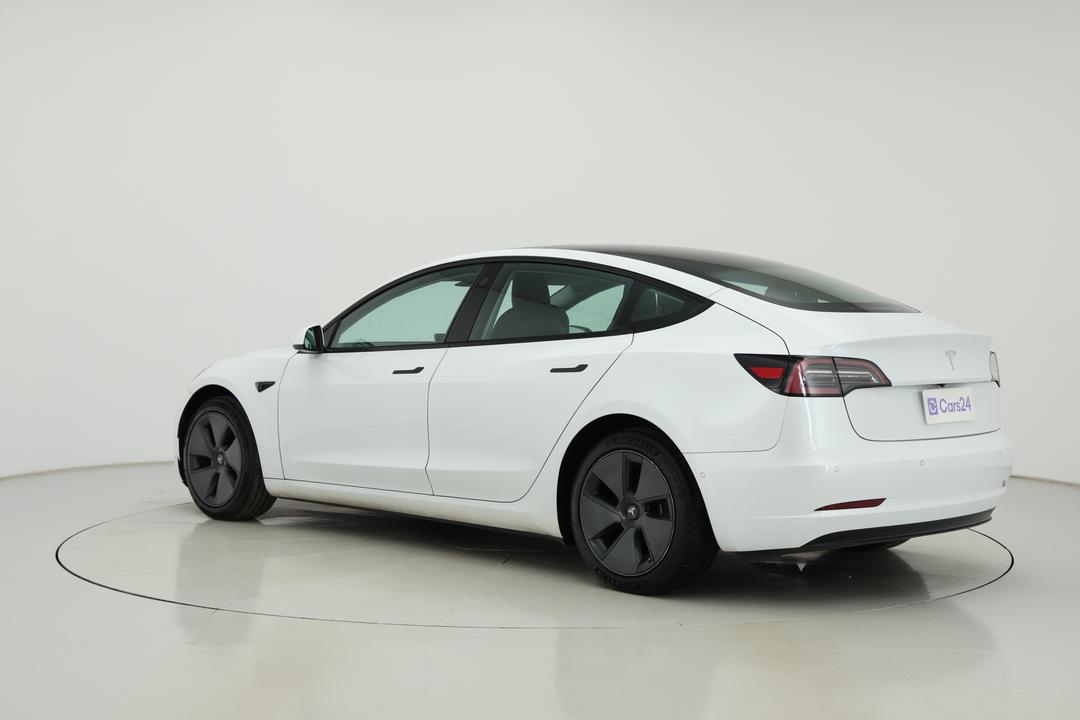 2021 Tesla Model 3 Standard Range Plus RWD, Automatic, 84759 km, Left Back Diagonal (45- Degree) View