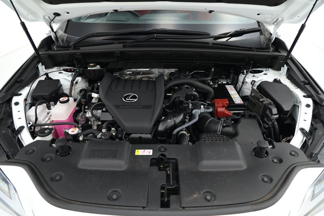 2023 Lexus Nx350 F Sport + Ep1 AWD, Automatic, 41866 km, Open Bonnet (Engine)