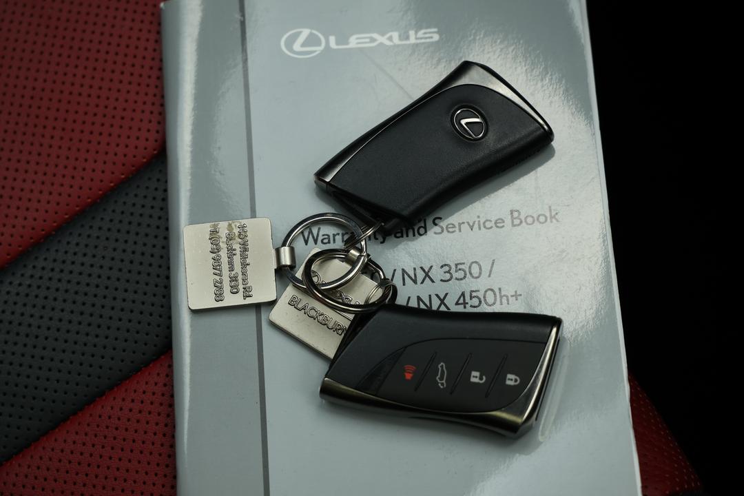2023 Lexus Nx350 F Sport + Ep1 AWD, Automatic, 41866 km, Utility Switches/Buttons