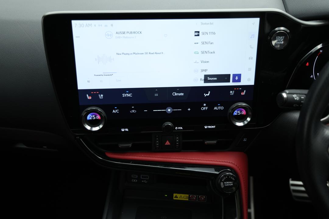 2023 Lexus Nx350 F Sport + Ep1 AWD, Automatic, 41866 km, Speaker View