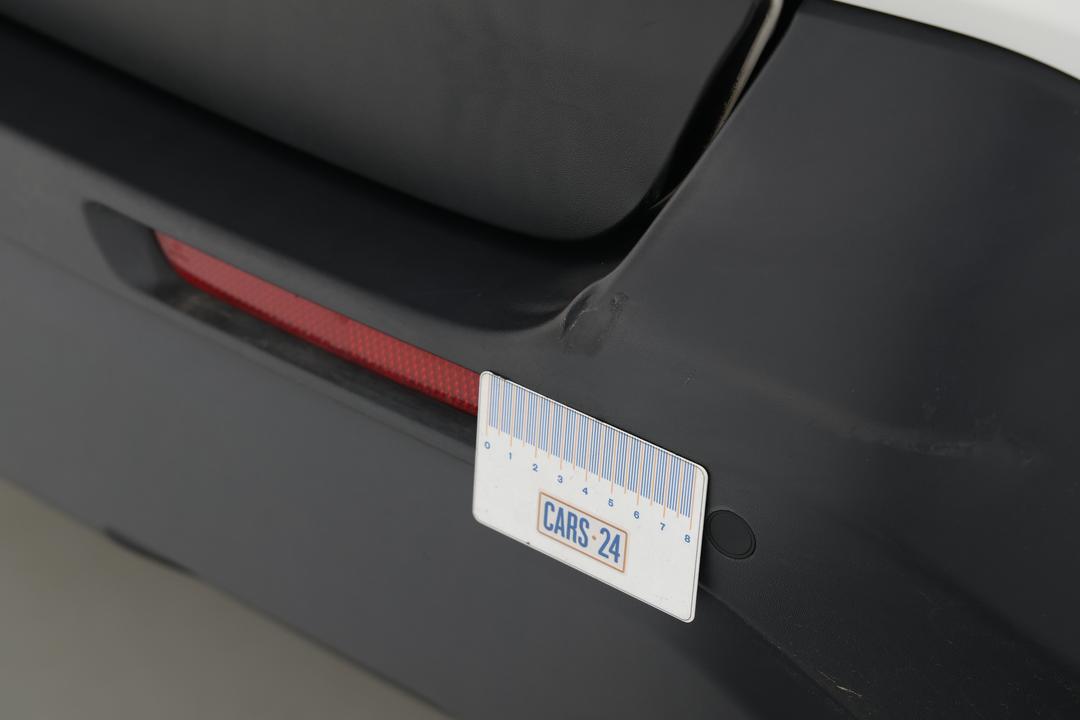 2022 Toyota RAV4 Gx (2WD) Hybrid, Automatic, 67314 km, Bumper Rear Scratch
