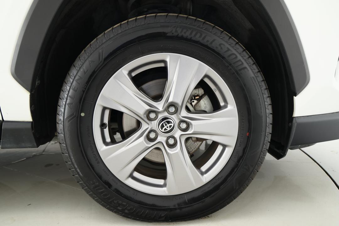 2022 Toyota RAV4 Gx (2WD) Hybrid, Automatic, 67314 km, Right Front Wheel