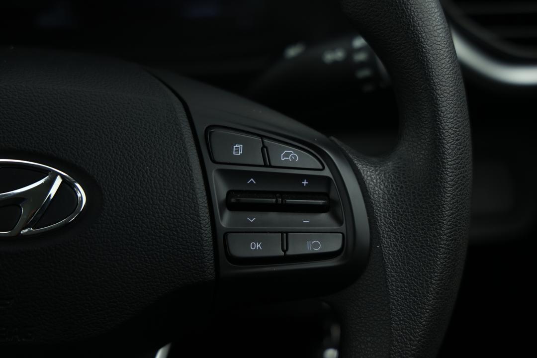 2025 Hyundai Venue Venue, Automatic, 25691 km, Cruise Control