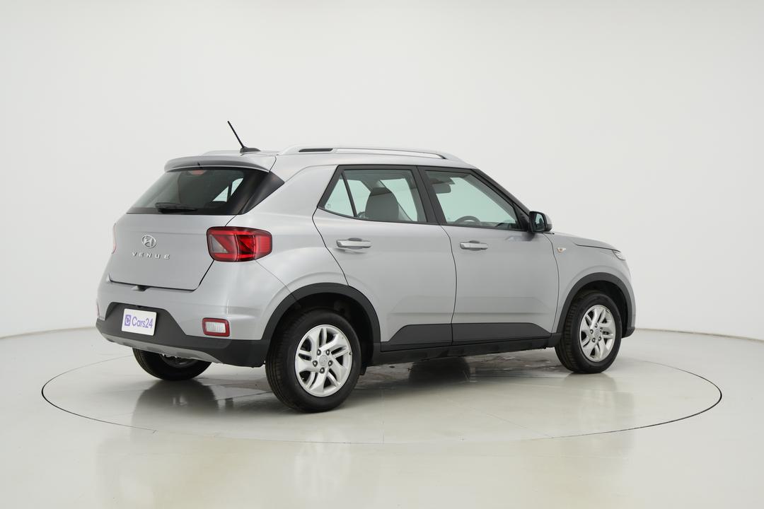 2025 Hyundai Venue Venue, Automatic, 25691 km, Right Back Diagonal (45- Degree) View