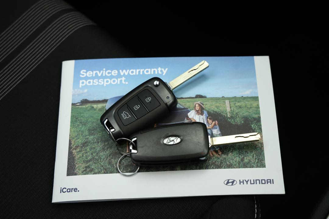2025 Hyundai Venue Venue, Automatic, 25691 km, Interior Sunroof/Moonroof
