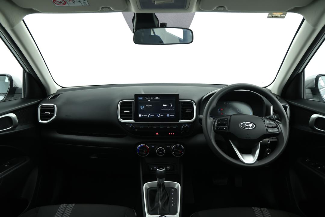 2025 Hyundai Venue Venue, Automatic, 25691 km, Third Row Seats