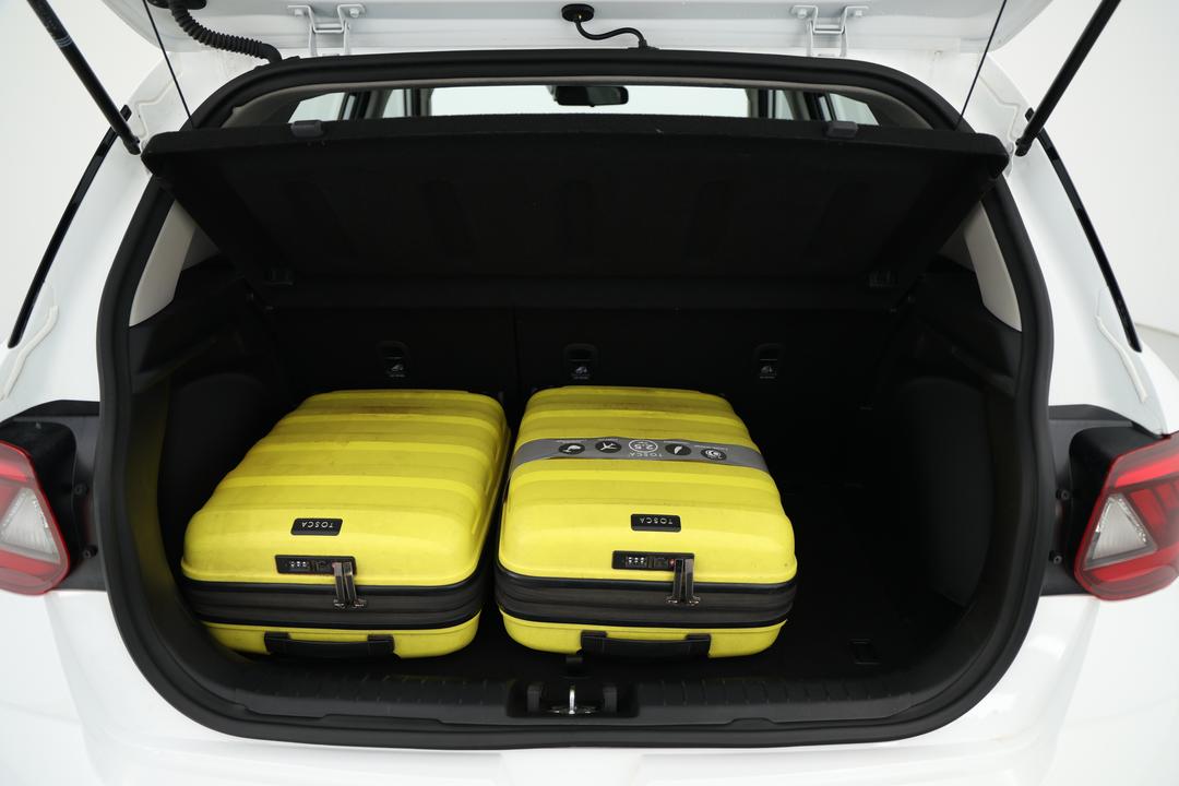 2024 Hyundai Venue Venue, Automatic, 19876 km, Boot Inside View with Luggage