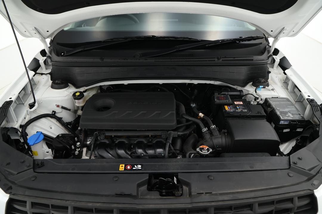 2025 Hyundai Venue Venue, Automatic, 24156 km, Open Bonnet (Engine)