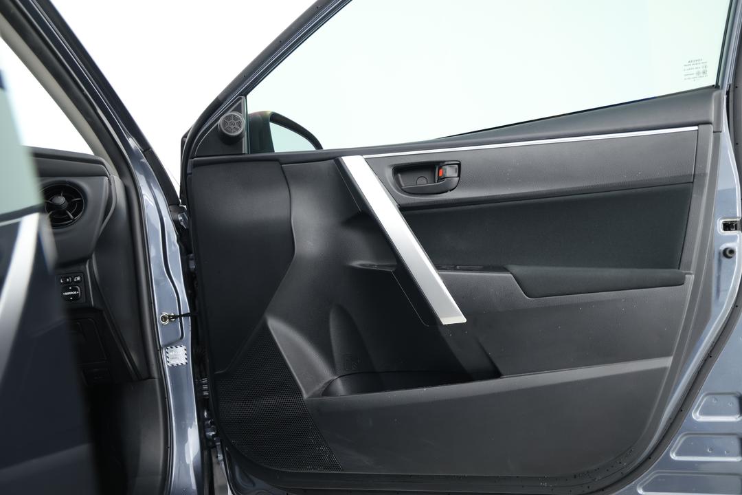 2018 Toyota Corolla Ascent, Automatic, 30974 km, Infotainment System