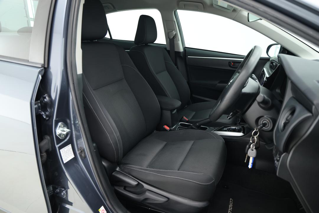 2018 Toyota Corolla Ascent, Automatic, 30974 km, Steering Wheel Close-up