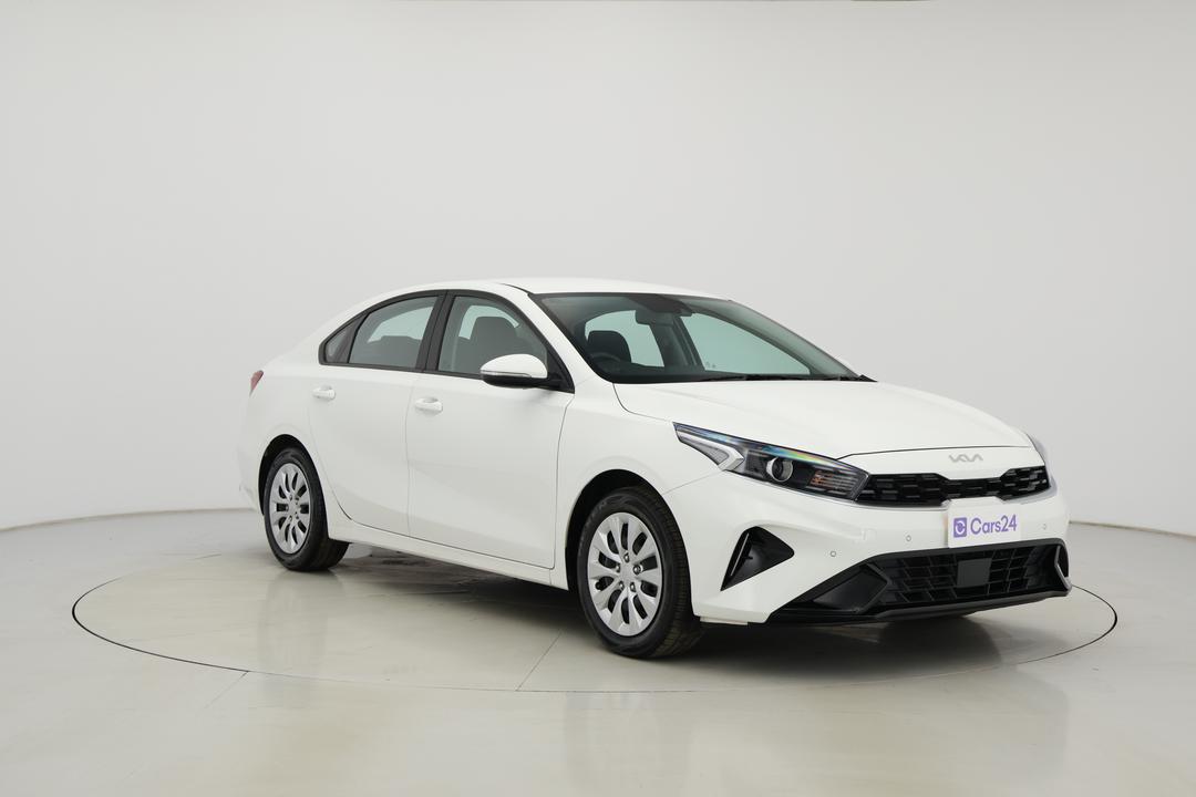 2024 Kia Cerato S Safety Pack, Automatic, 50191 km, Right Front Diagonal (45- Degree) View