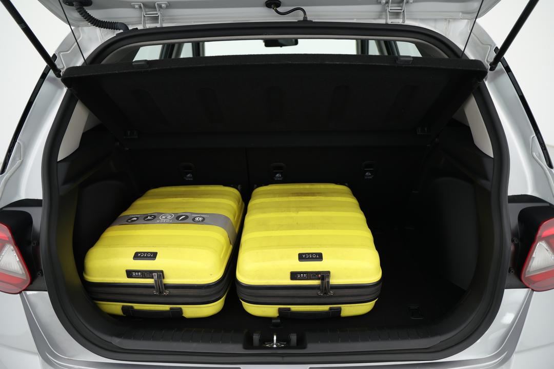 2025 Hyundai Venue Venue, Automatic, 21946 km, Boot Inside View with Luggage