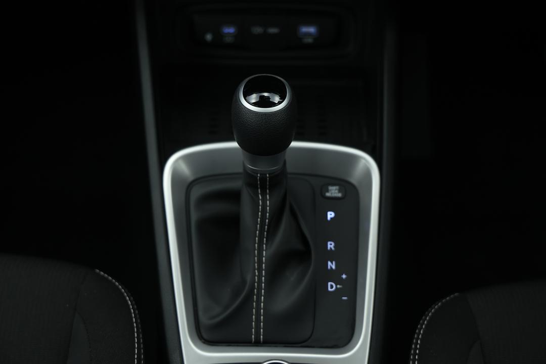2025 Hyundai Venue Venue, Automatic, 21946 km, Rear A/C Vent