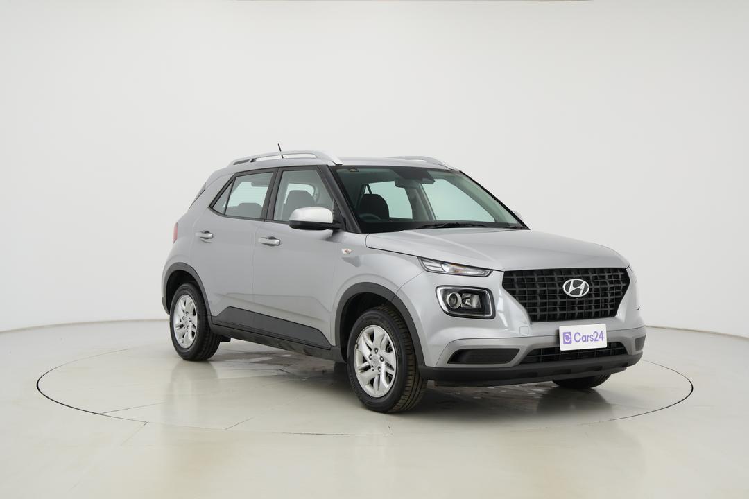 2025 Hyundai Venue Venue, Automatic, 21946 km, Right Front Diagonal (45- Degree) View