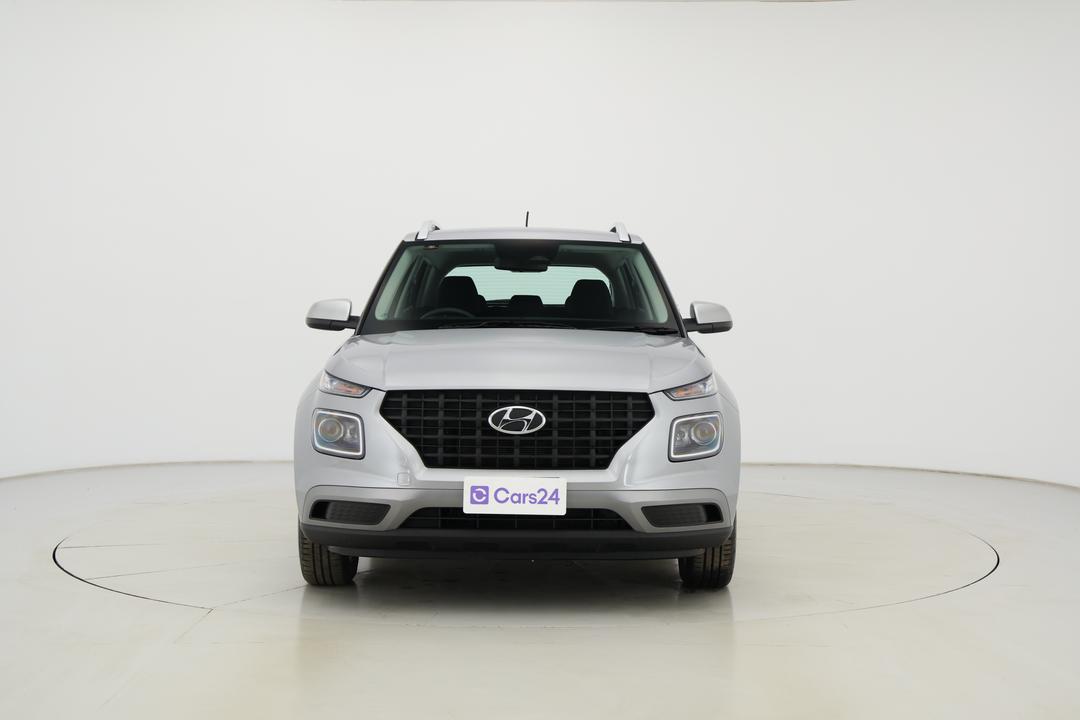 2025 Hyundai Venue Venue, Automatic, 21946 km, Front View