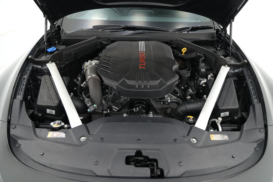 2017 Kia Stinger Gt (black Leather), Automatic, 41487 km, Open Bonnet (Engine)