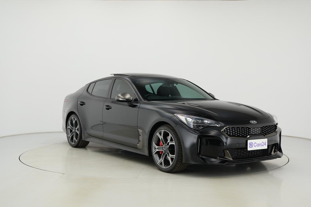 2017 Kia Stinger Gt (black Leather), Automatic, 41487 km, Right Front Diagonal (45- Degree) View