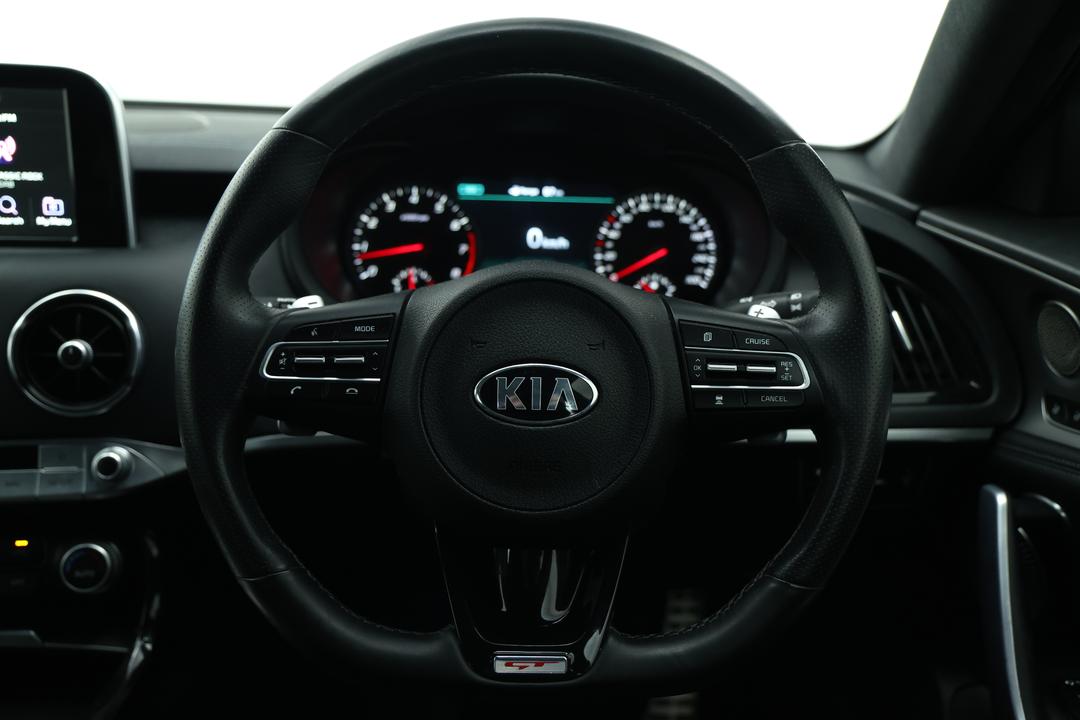 2017 Kia Stinger Gt (black Leather), Automatic, 41487 km, Gear Lever 