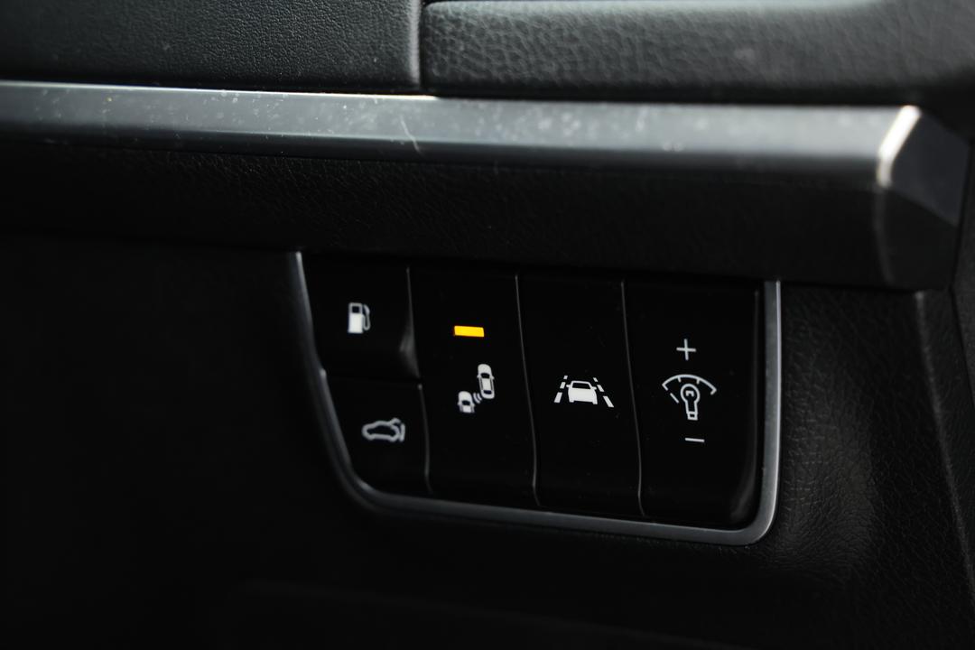 2017 Kia Stinger Gt (black Leather), Automatic, 41487 km, Key Close-up