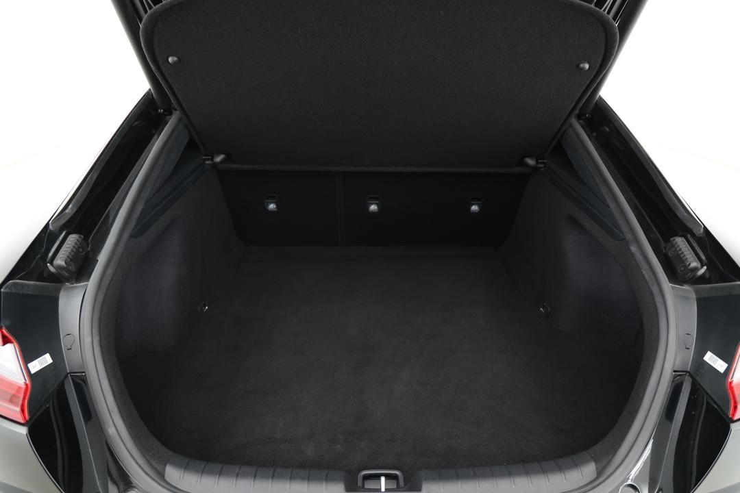 2017 Kia Stinger Gt (black Leather), Automatic, 41487 km, Boot Inside View