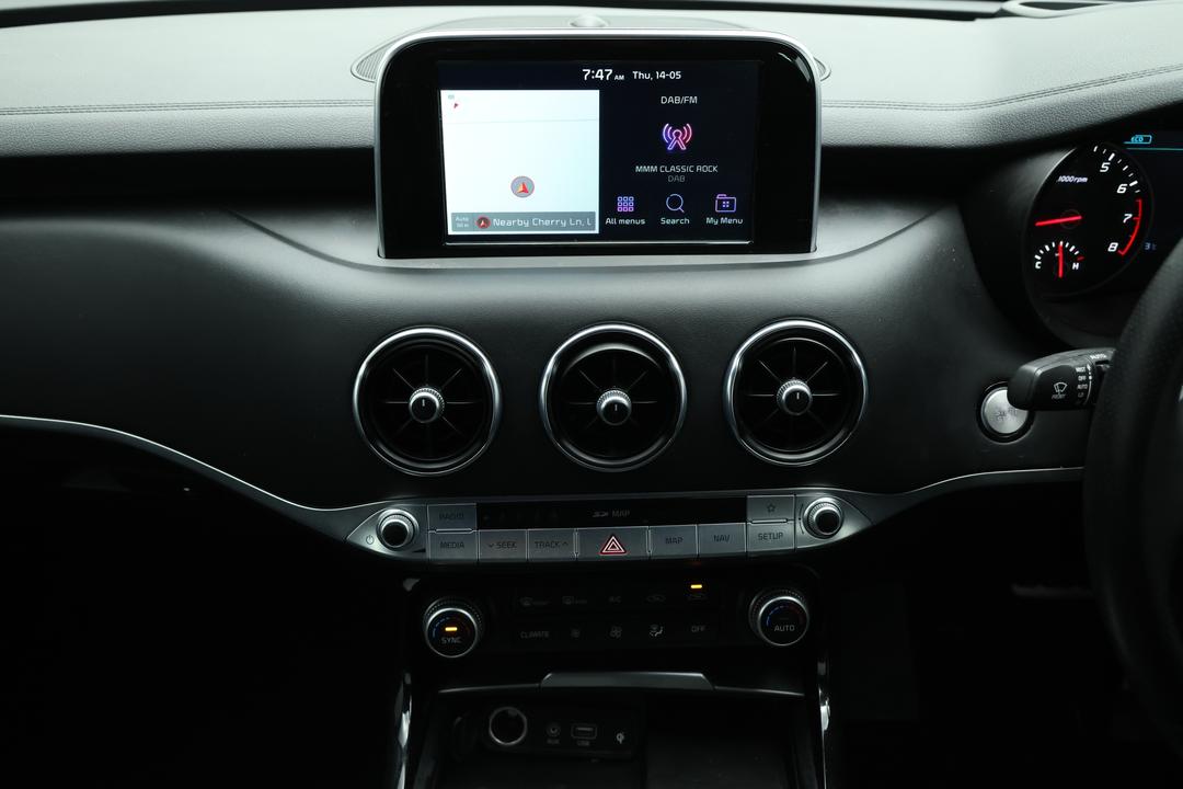 2017 Kia Stinger Gt (black Leather), Automatic, 41487 km, Right Side Front Door Cabin View
