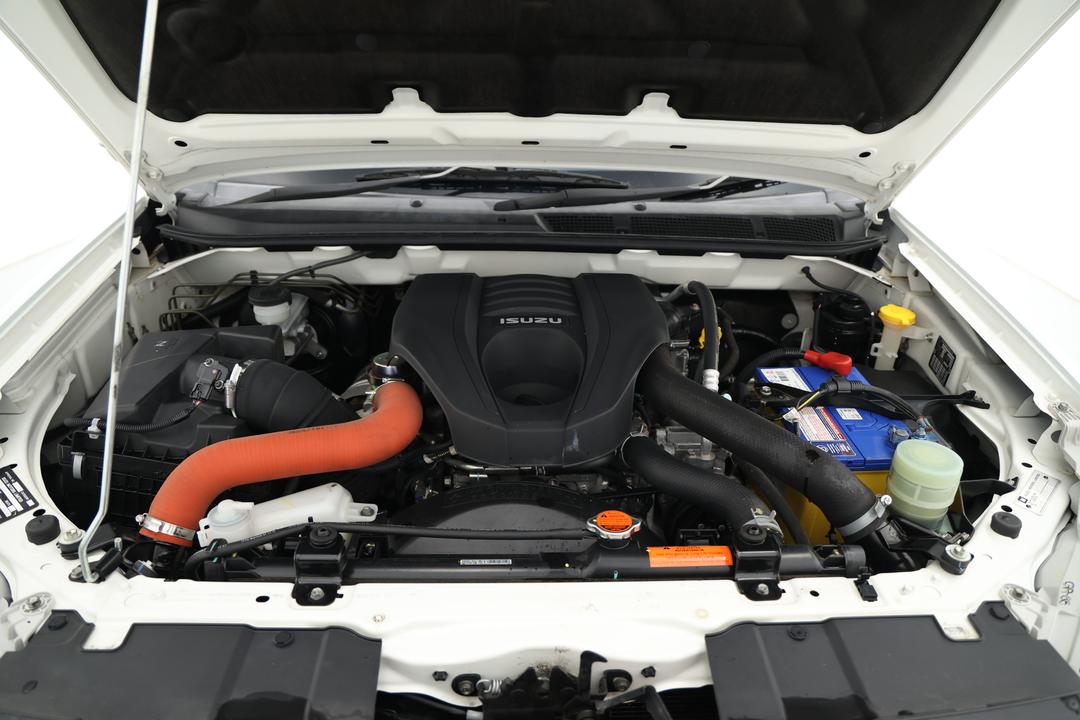 2017 Isuzu D-MAX Sx Hi-ride (4x2), Automatic, 118991 km, Open Bonnet (Engine)