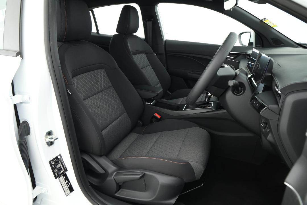 2025 MG Mg3 Excite, Automatic, 63 km, Pedals and Footmat