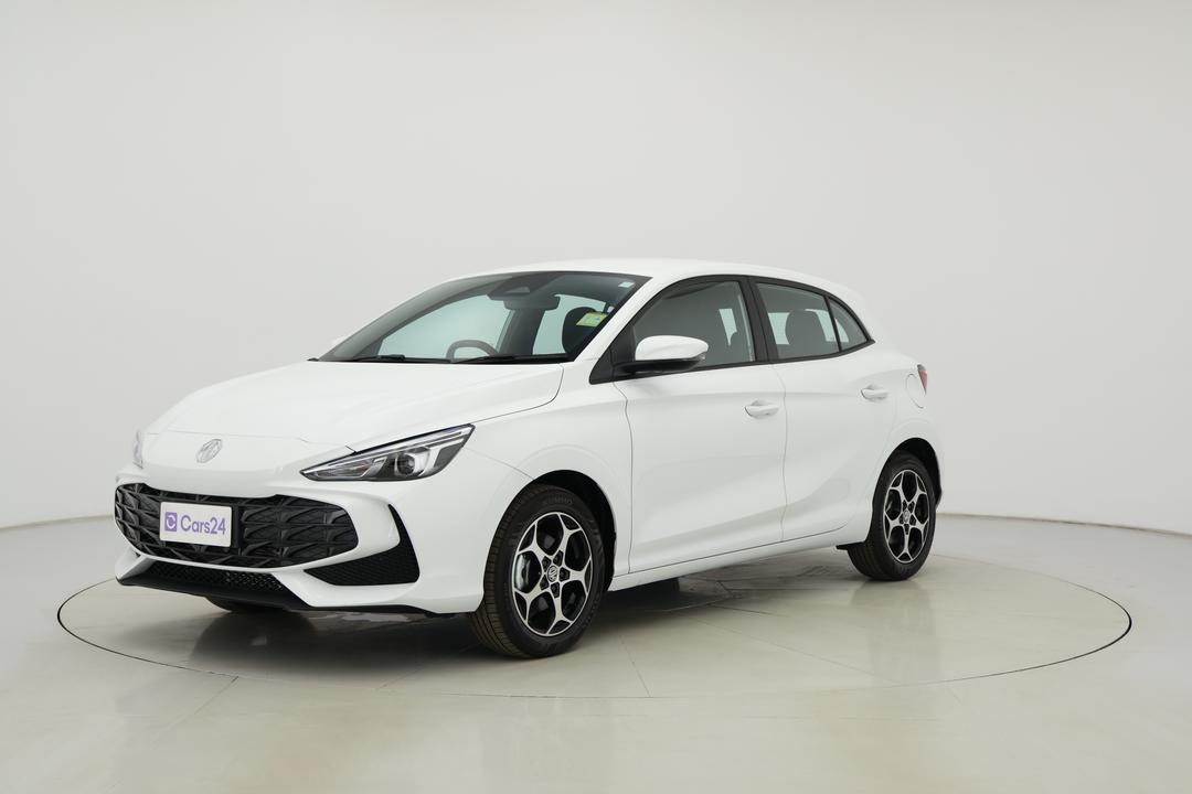 2025 MG Mg3 Excite, Automatic, 63 km, Left Front Diagonal (45- Degree) View