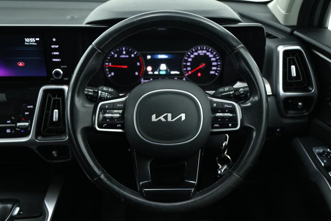 2022 Kia Sorento Sport 7 Seat, Automatic, 89974 km, Steering Wheel Close-up