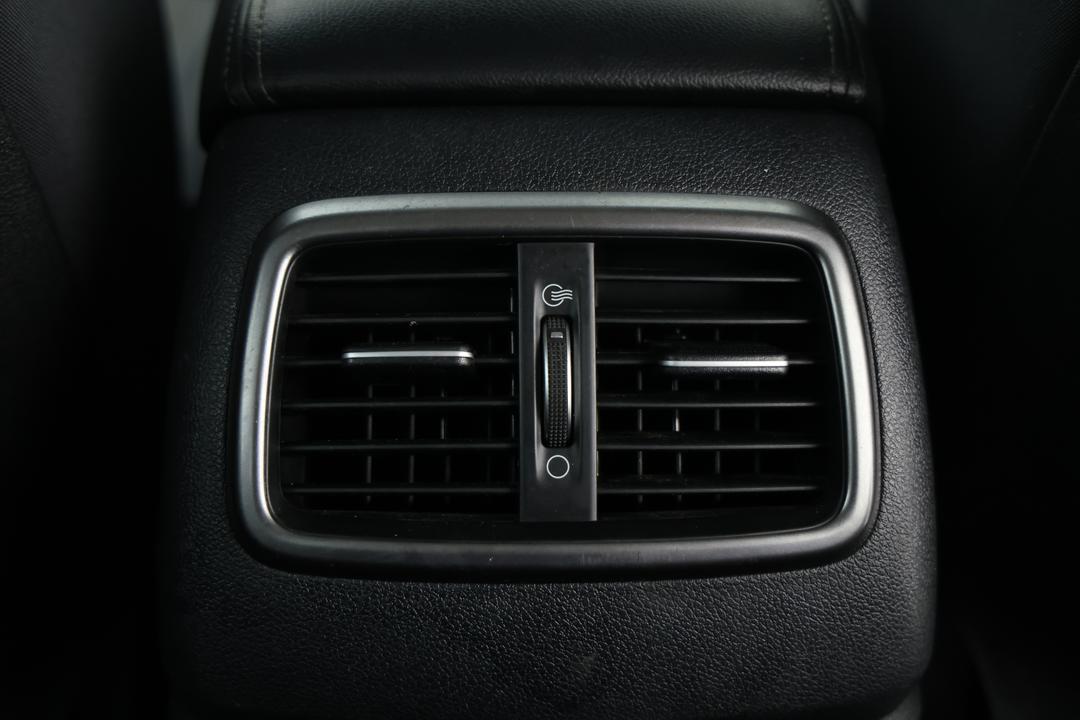 2018 Kia Sorento Si (4x2), Automatic, 109017 km, Rear A/C Vent