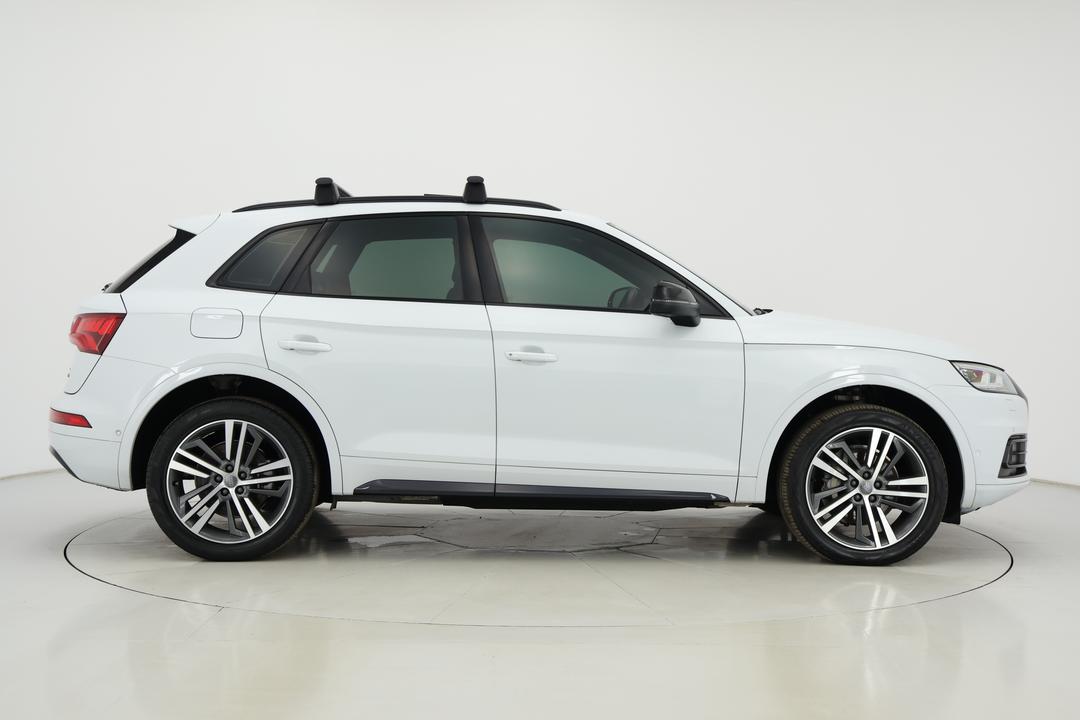 2020 Audi Q5 40 Tdi Quattro Sport, Automatic, 74021 km, Right Side View