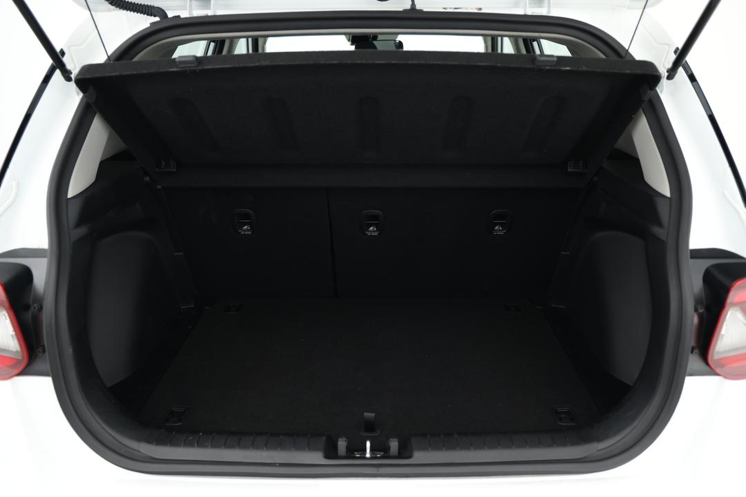 2025 Hyundai Venue Venue, Automatic, 26852 km, Boot Inside View