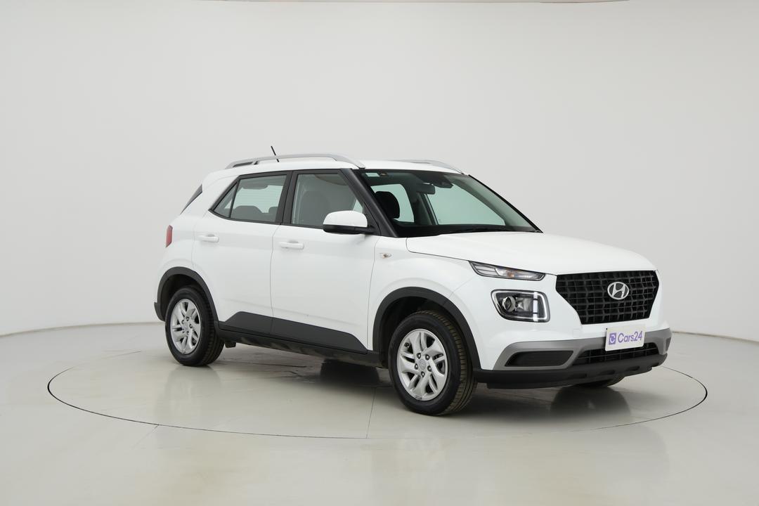 2025 Hyundai Venue Venue, Automatic, 26852 km, Right Front Diagonal (45- Degree) View