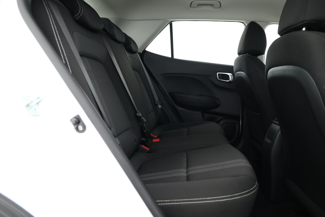 2025 Hyundai Venue Venue, Automatic, 26852 km, Right Side Rear Door Cabin View